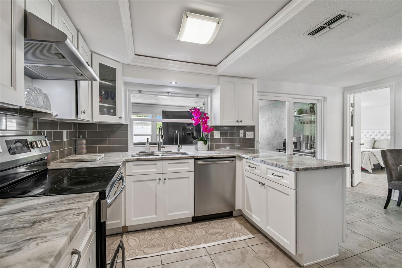 7519 HOLLY LAKE LN, NEW PORT RICHEY, FL, 34653