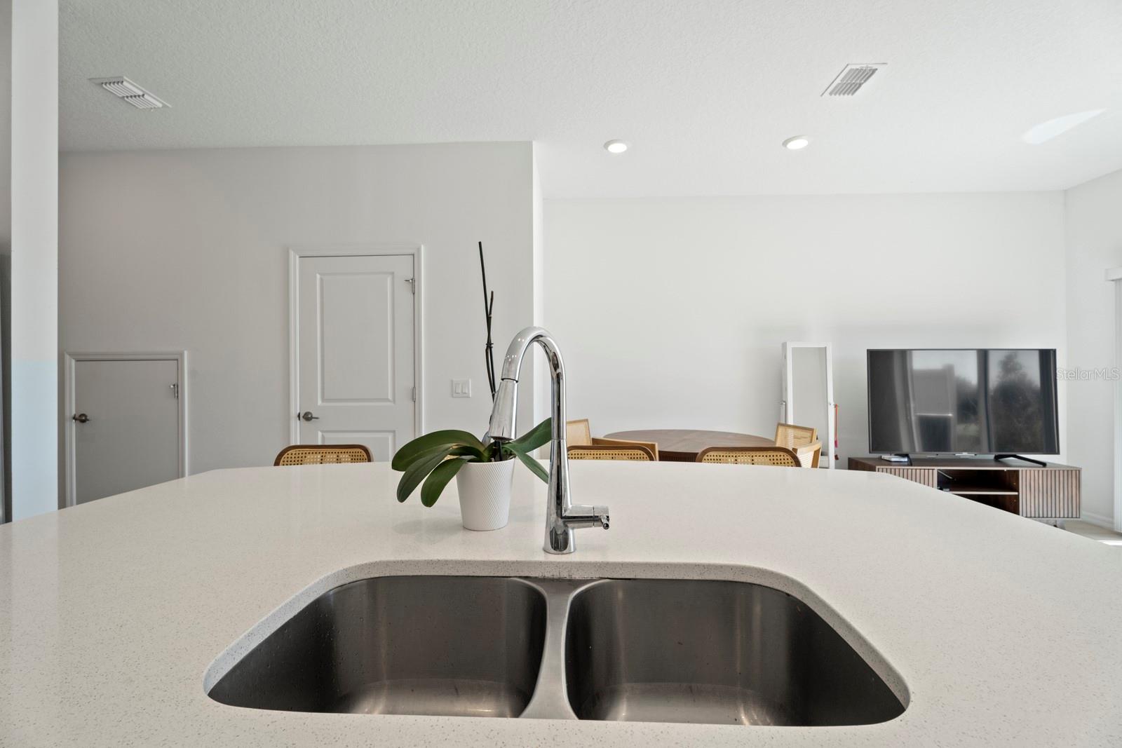 1292 LAGO VISTA CT, KISSIMMEE, FL, 34746