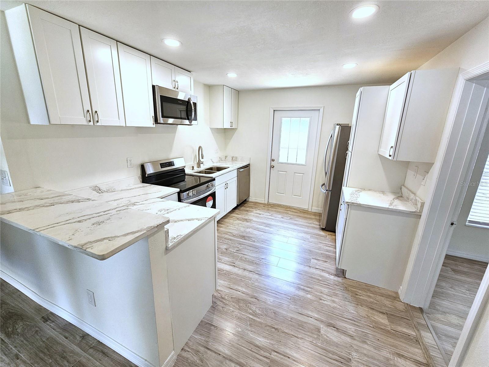 2911 26TH ST N, ST PETERSBURG, FL, 33713