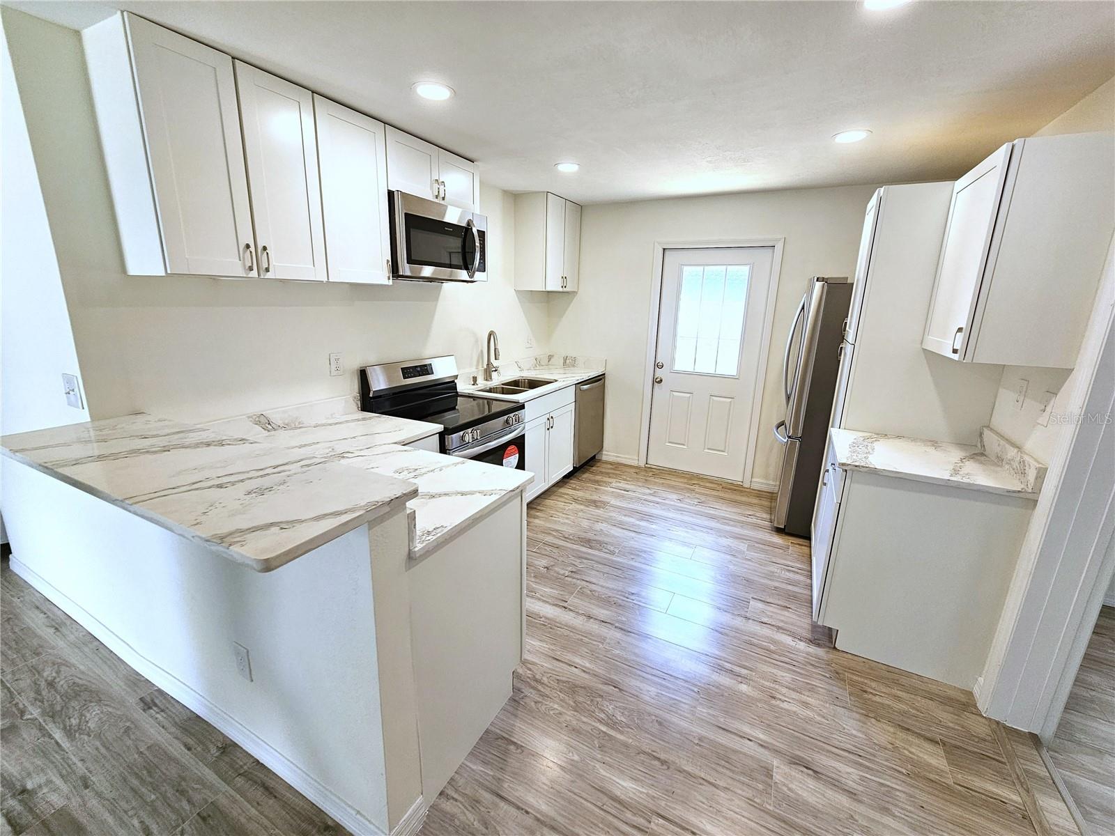 2911 26TH ST N, ST PETERSBURG, FL, 33713