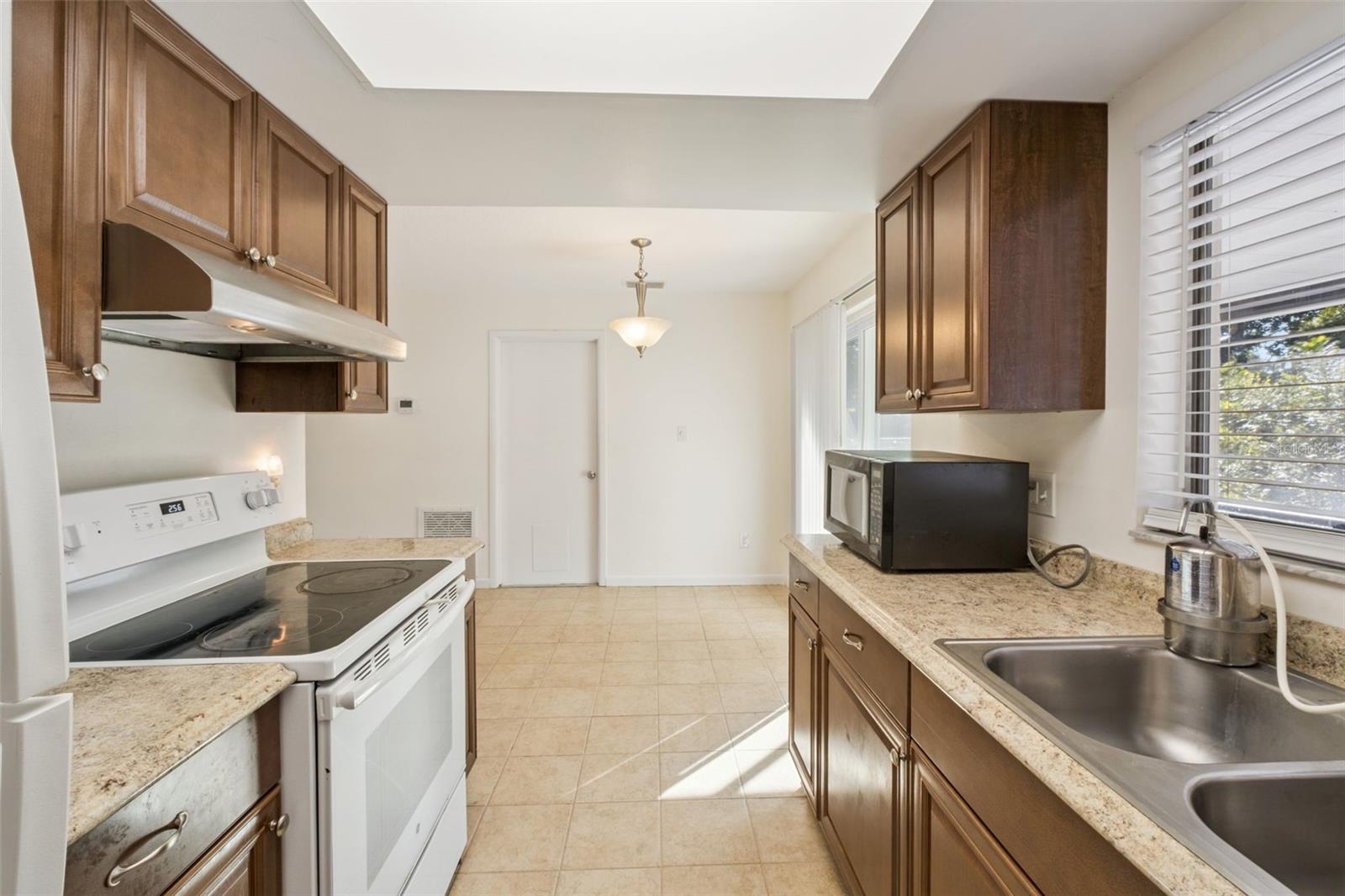 7718 GROVERIDGE CT, ORLANDO, FL, 32810