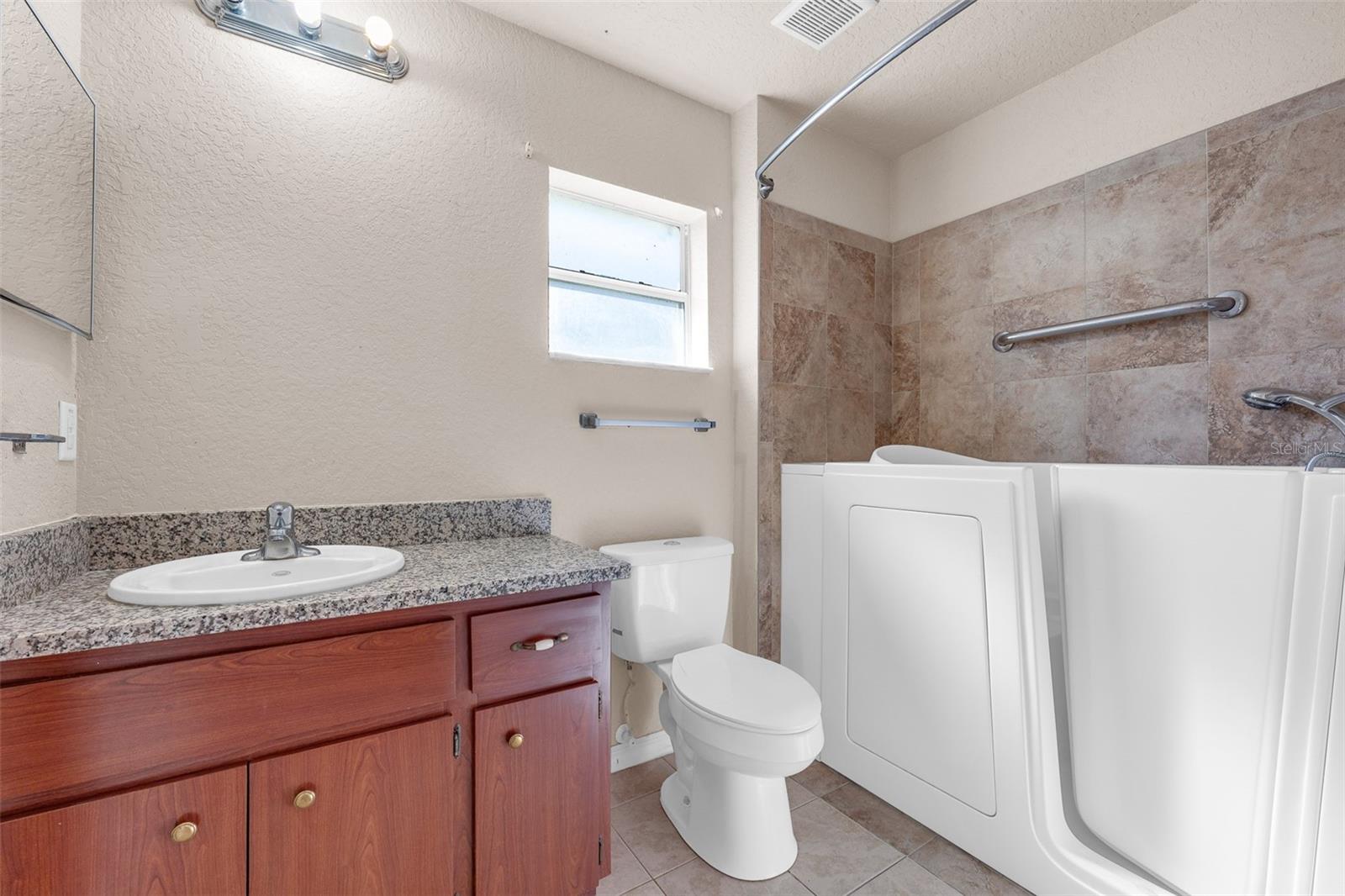 1706 S MULBERRY AVE, SANFORD, FL, 32771