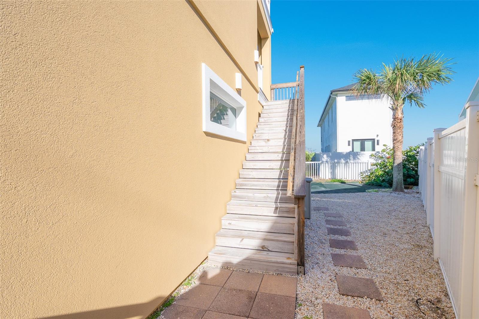 2211 S CENTRAL, FLAGLER BEACH, FL, 32136