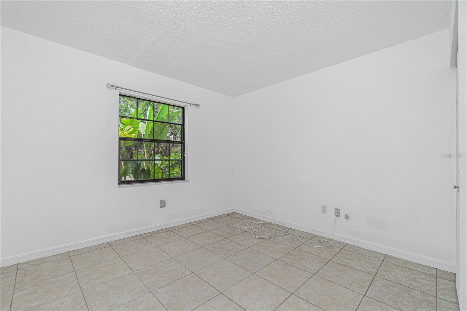 1282 W CORKTREE CIR, PORT CHARLOTTE, FL, 33952