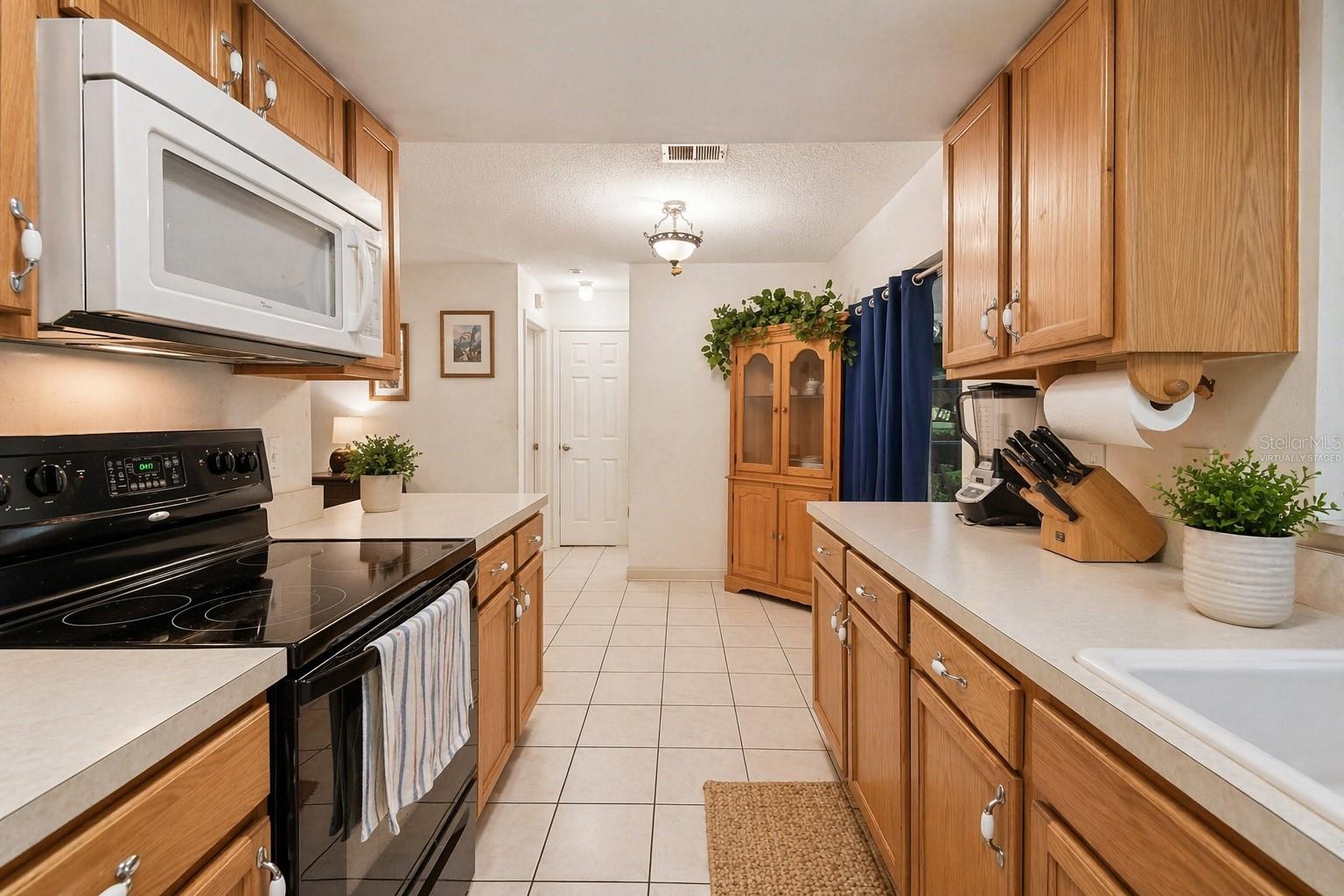 2321 ARBOR CT, ORLANDO, FL, 32817