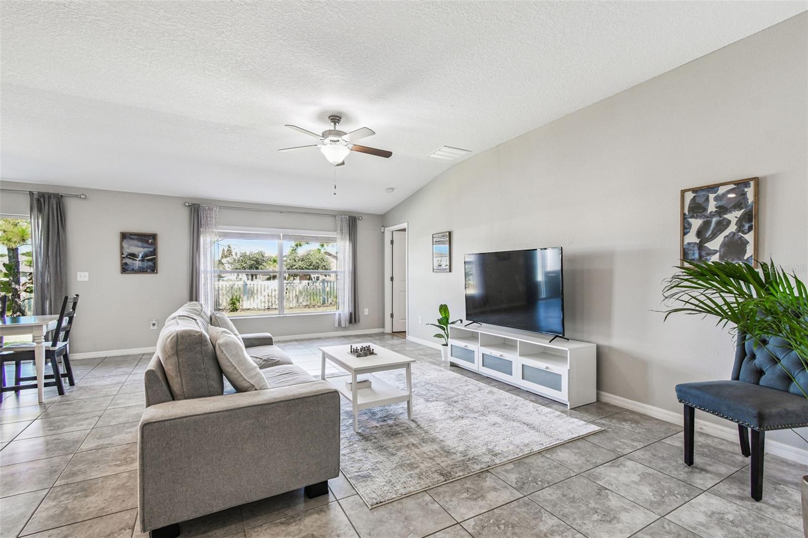 10946 RAINBOW PYRITE DR, WIMAUMA, FL, 33598