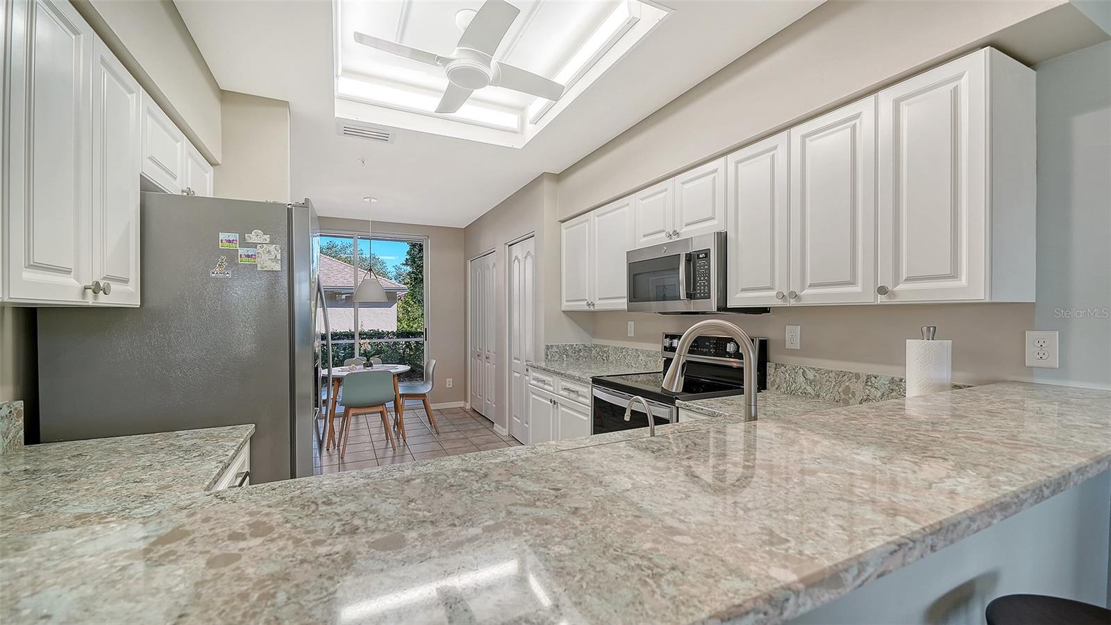 9641 CASTLE POINT DR #1214, SARASOTA, FL, 34238