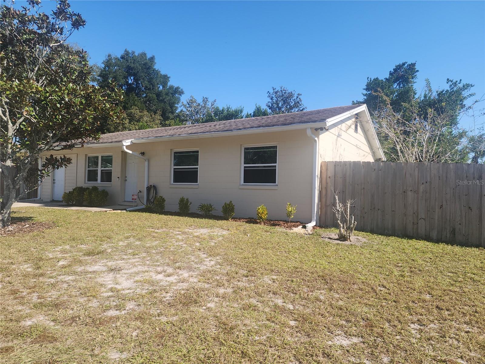 63 ESTRELLA RD, DEBARY, FL, 32713