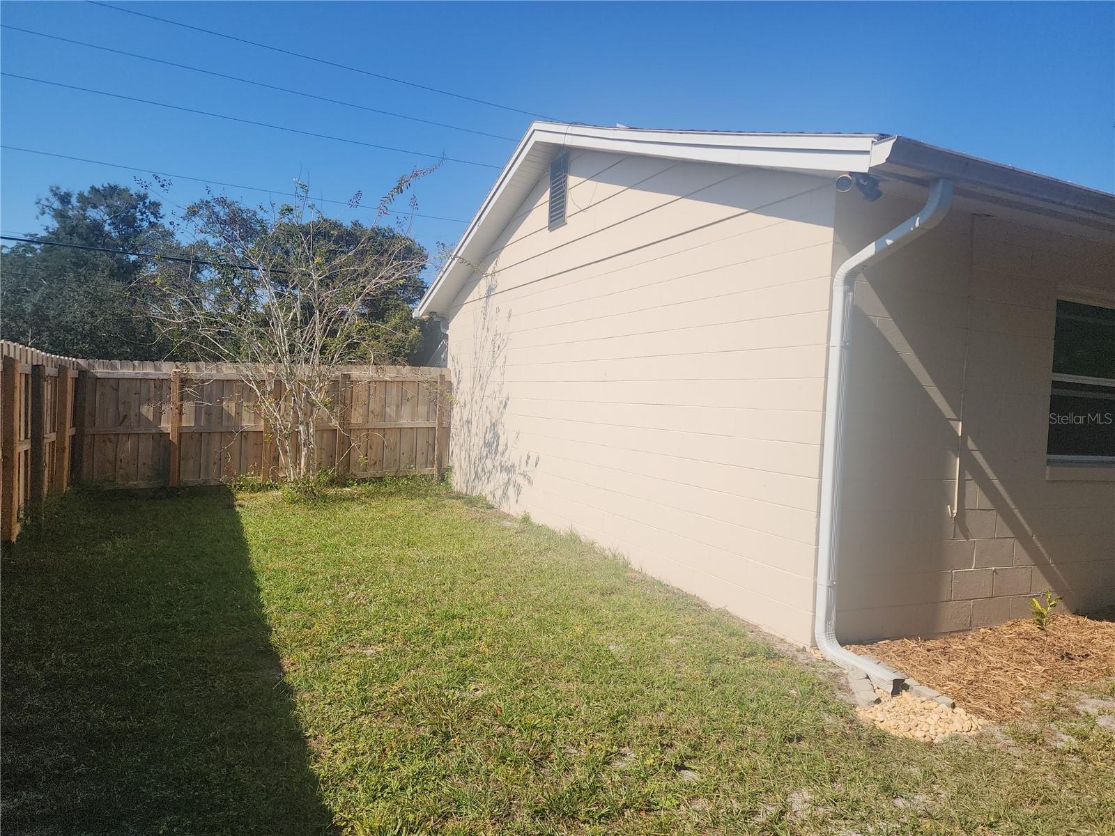 63 ESTRELLA RD, DEBARY, FL, 32713