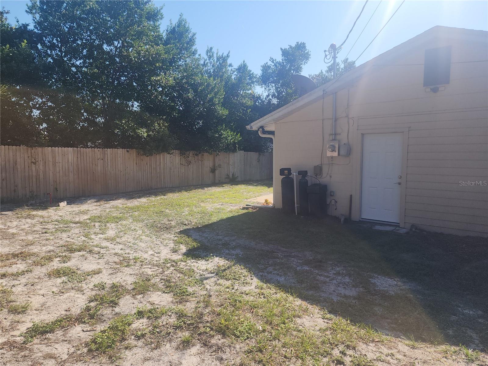 63 ESTRELLA RD, DEBARY, FL, 32713