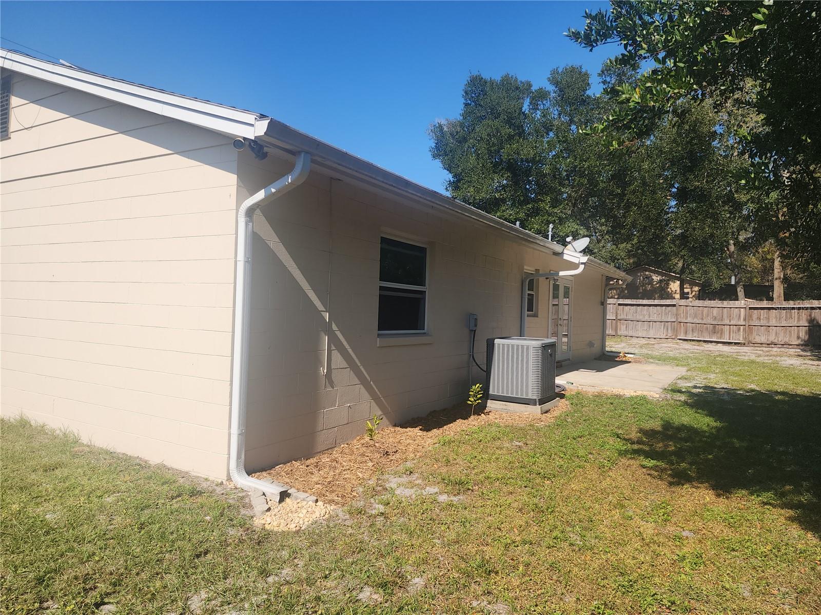 63 ESTRELLA RD, DEBARY, FL, 32713