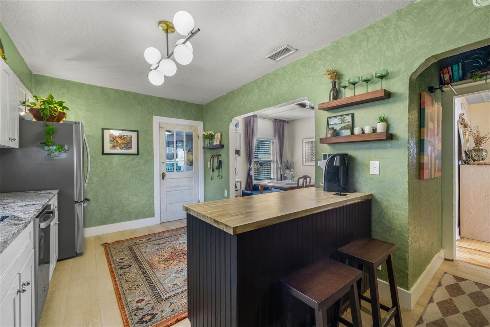 2116 W SAINT LOUIS ST, TAMPA, FL, 33607