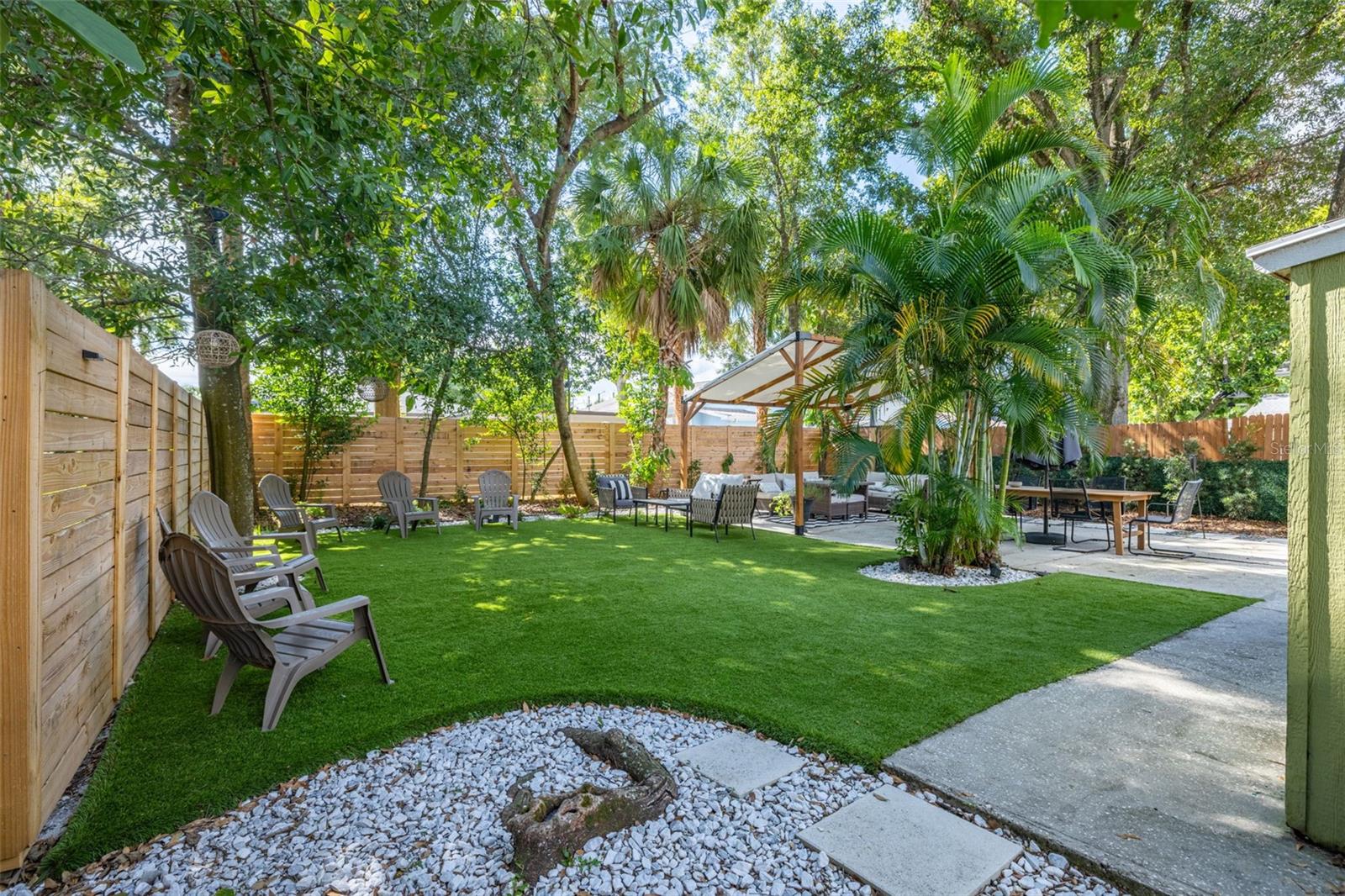 2116 W SAINT LOUIS ST, TAMPA, FL, 33607