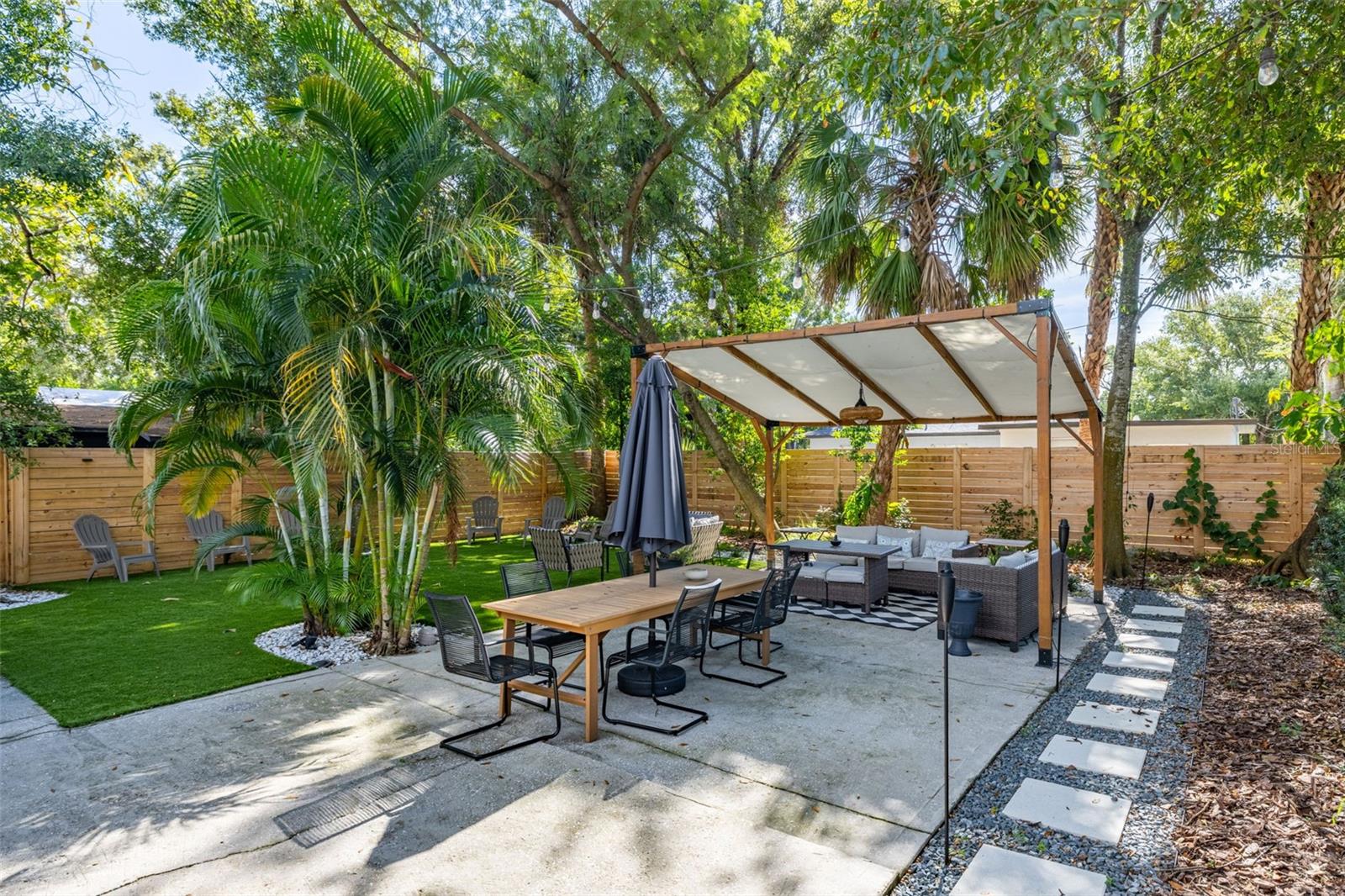 2116 W SAINT LOUIS ST, TAMPA, FL, 33607