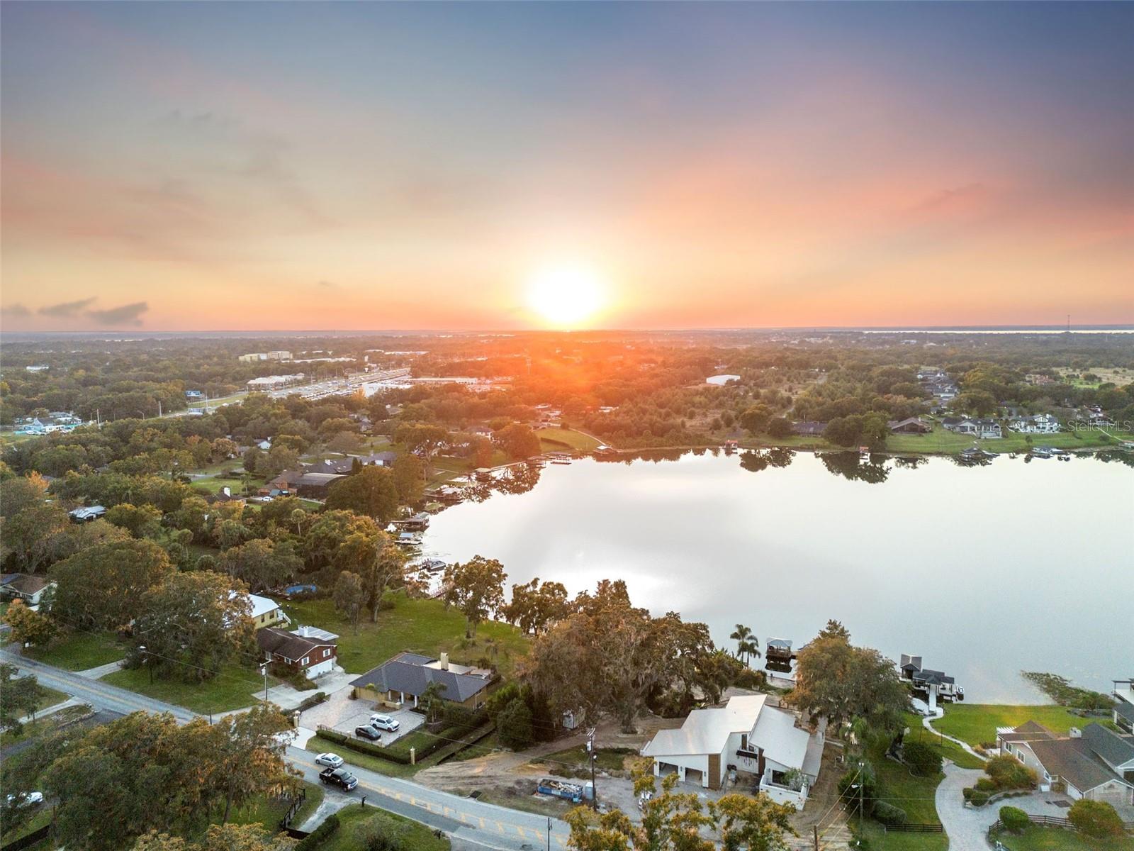 E CROOKED LAKE DR, EUSTIS, FL, 32726