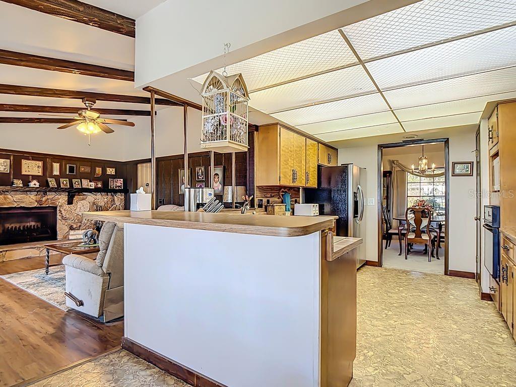 2004 LEISURE DR, WINTER HAVEN, FL, 33881