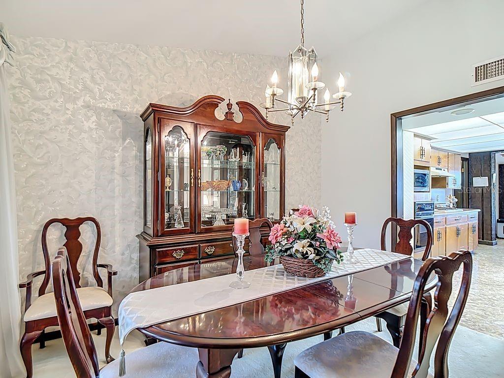 2004 LEISURE DR, WINTER HAVEN, FL, 33881