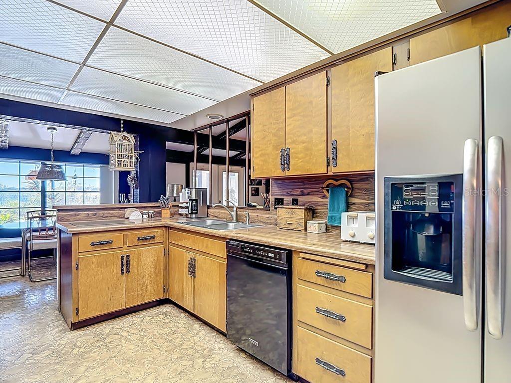 2004 LEISURE DR, WINTER HAVEN, FL, 33881