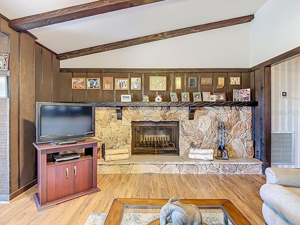 2004 LEISURE DR, WINTER HAVEN, FL, 33881