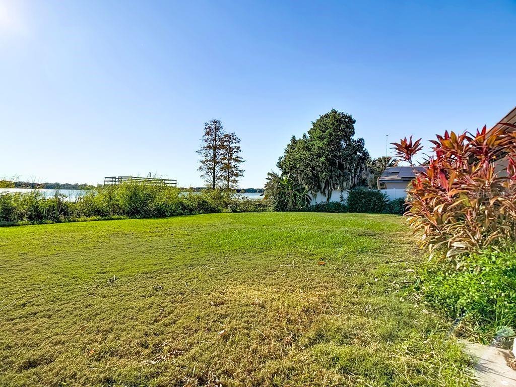 2004 LEISURE DR, WINTER HAVEN, FL, 33881