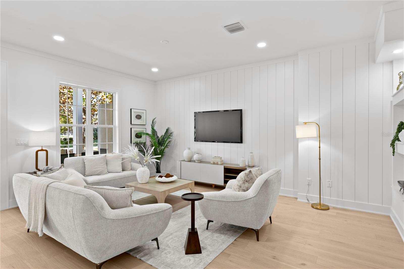 450 GILMAN PL N, ST PETERSBURG, FL, 33716