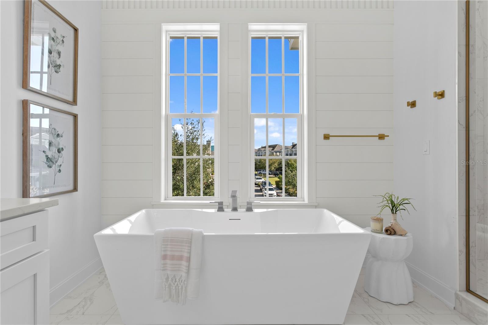 450 GILMAN PL N, ST PETERSBURG, FL, 33716