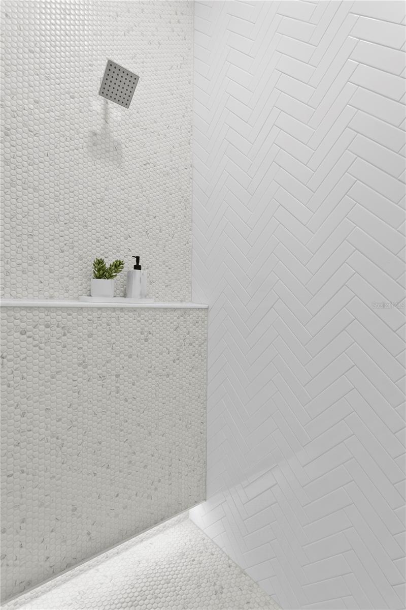 450 GILMAN PL N, ST PETERSBURG, FL, 33716