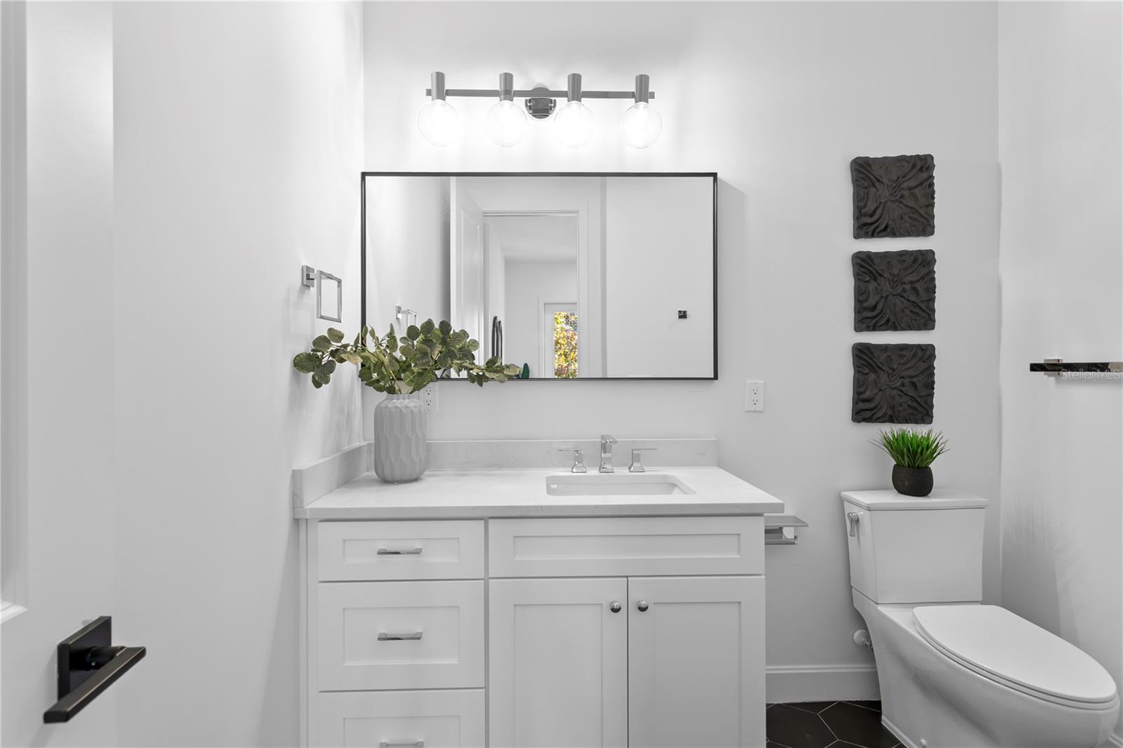 450 GILMAN PL N, ST PETERSBURG, FL, 33716