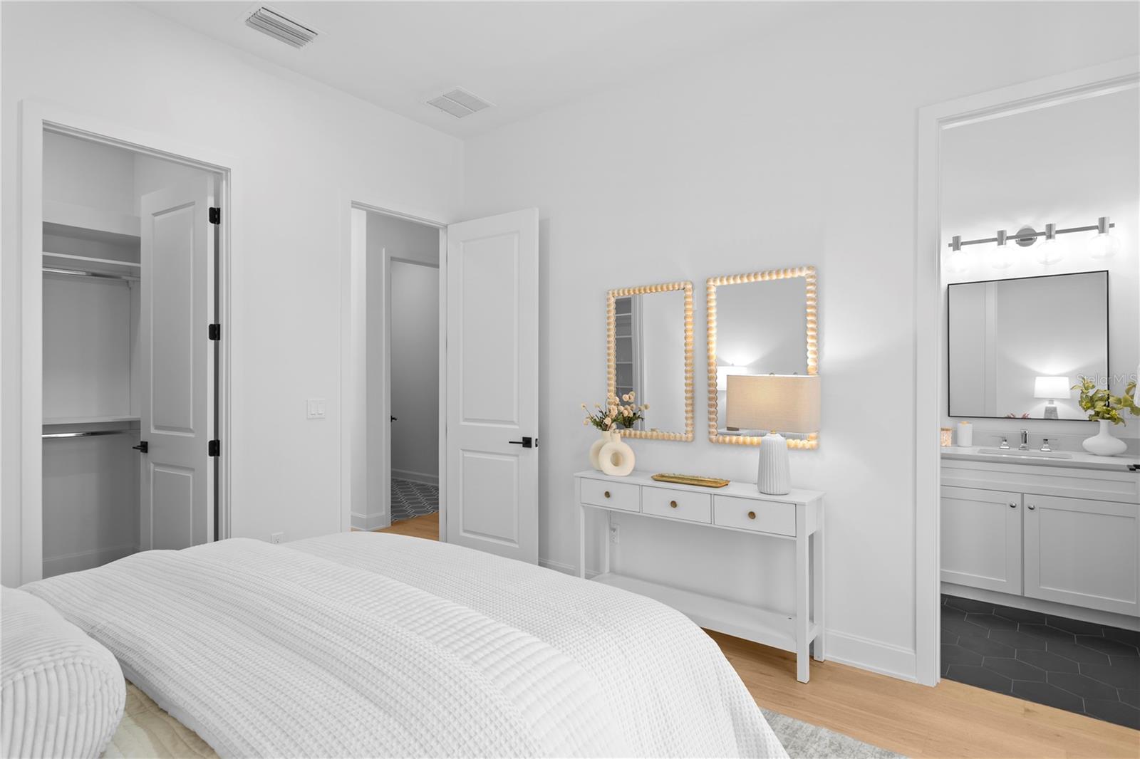 450 GILMAN PL N, ST PETERSBURG, FL, 33716