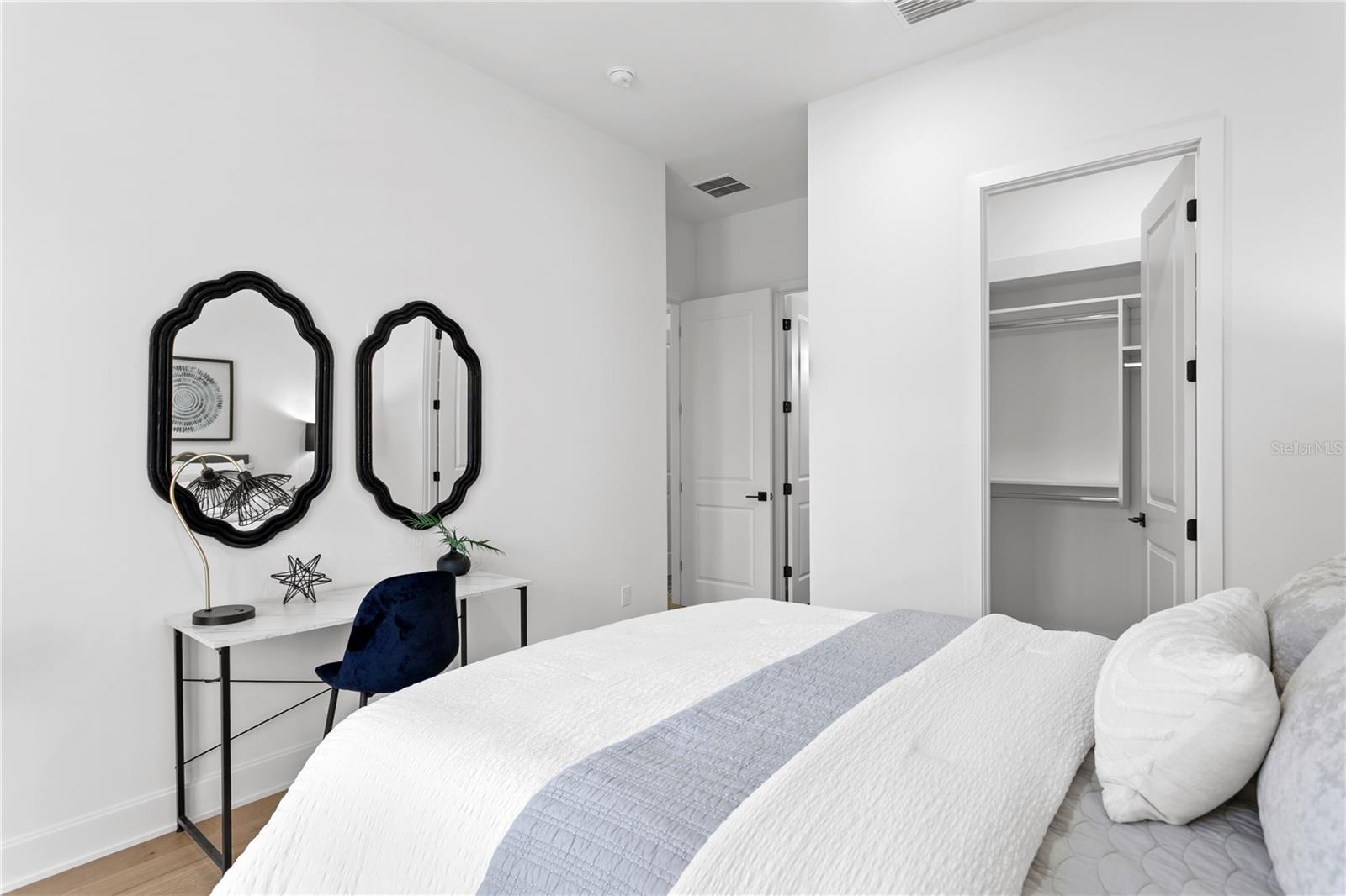 450 GILMAN PL N, ST PETERSBURG, FL, 33716