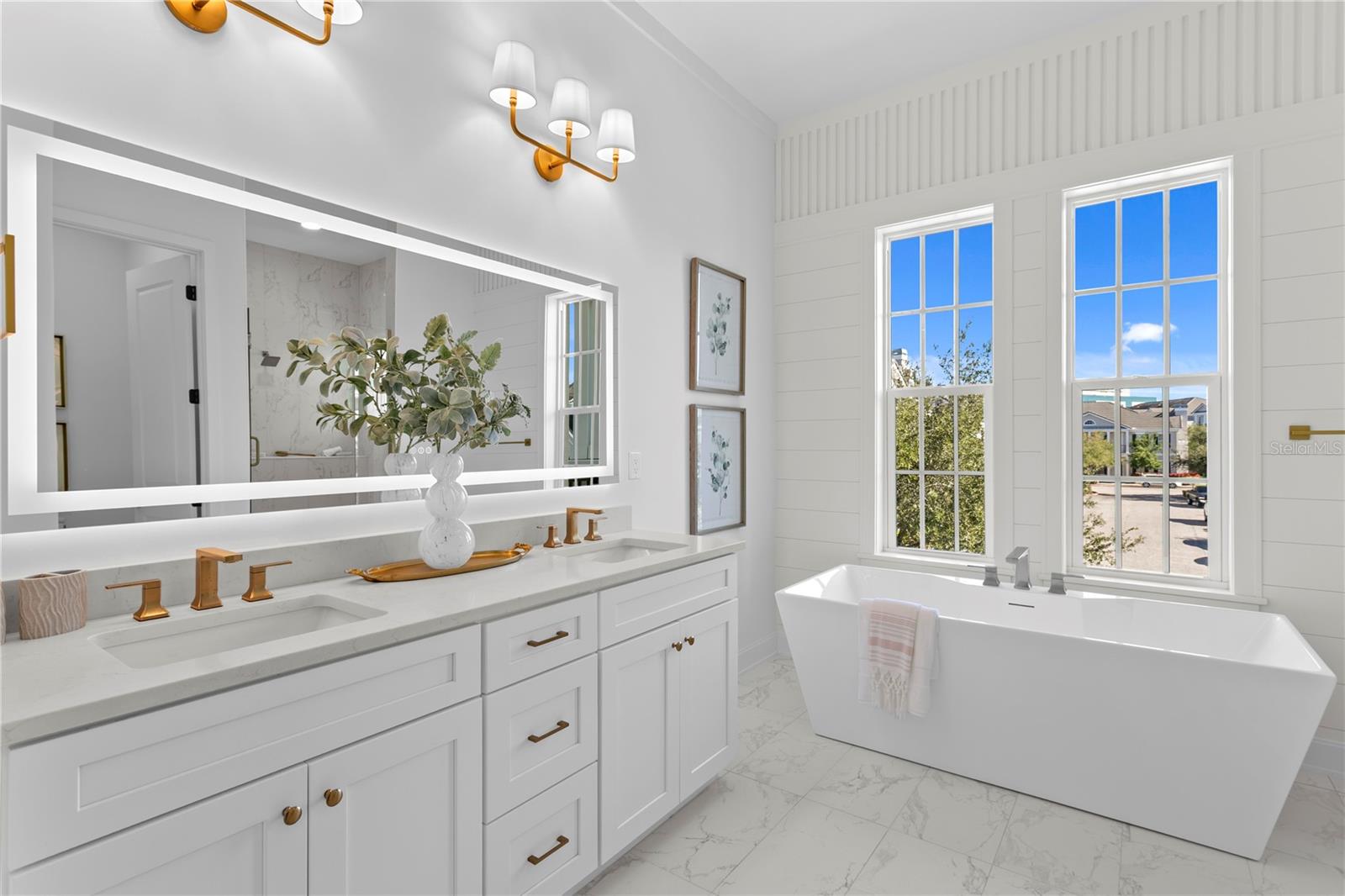 450 GILMAN PL N, ST PETERSBURG, FL, 33716