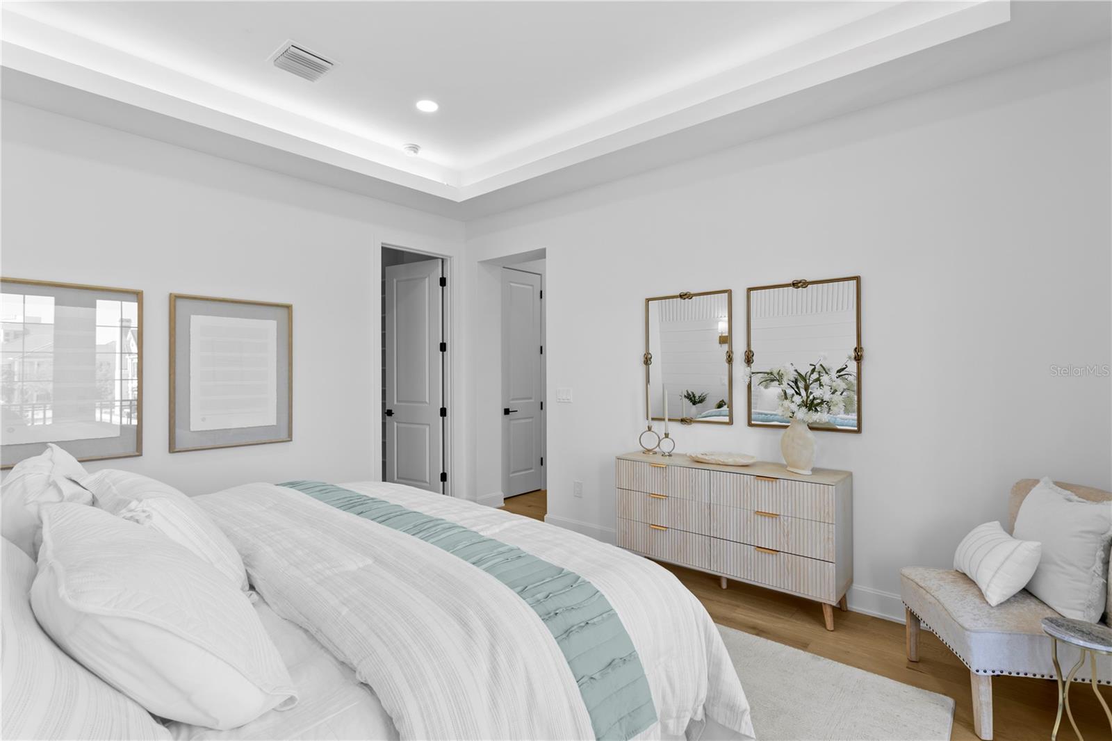 450 GILMAN PL N, ST PETERSBURG, FL, 33716