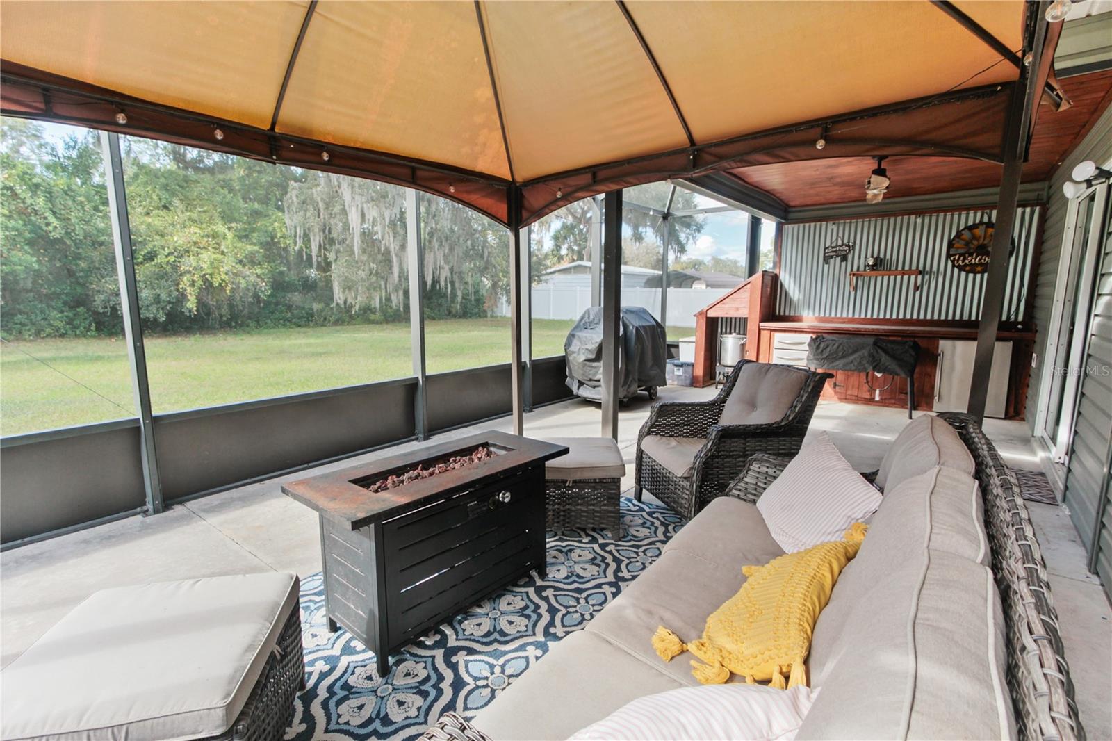 6312 CENTRAL AVE, COLEMAN, FL, 33521