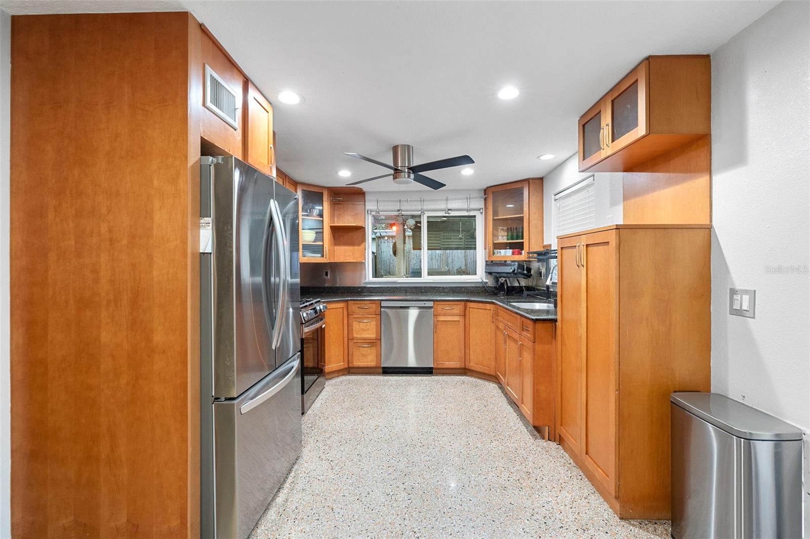 650 S PINE ST, NEW SMYRNA BEACH, FL, 32169