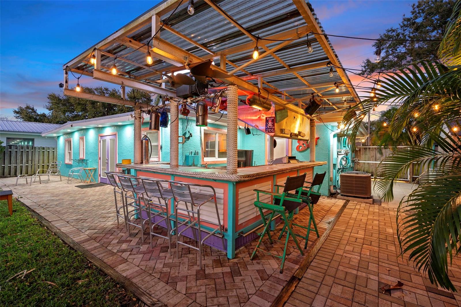 650 S PINE ST, NEW SMYRNA BEACH, FL, 32169