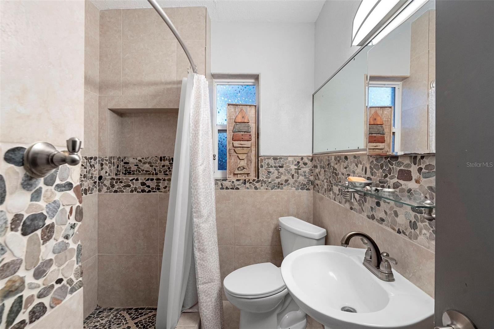 650 S PINE ST, NEW SMYRNA BEACH, FL, 32169