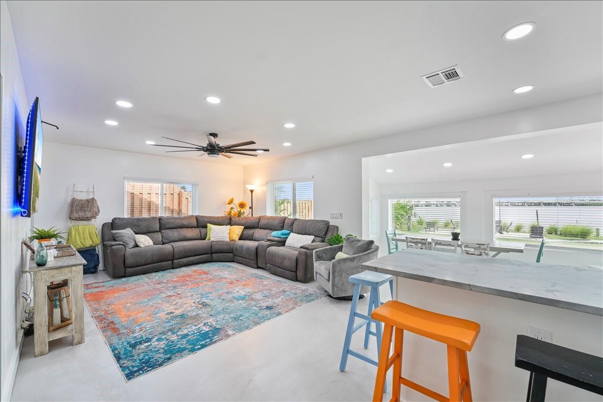 5021 US HIGHWAY 301 N, ELLENTON, FL, 34222