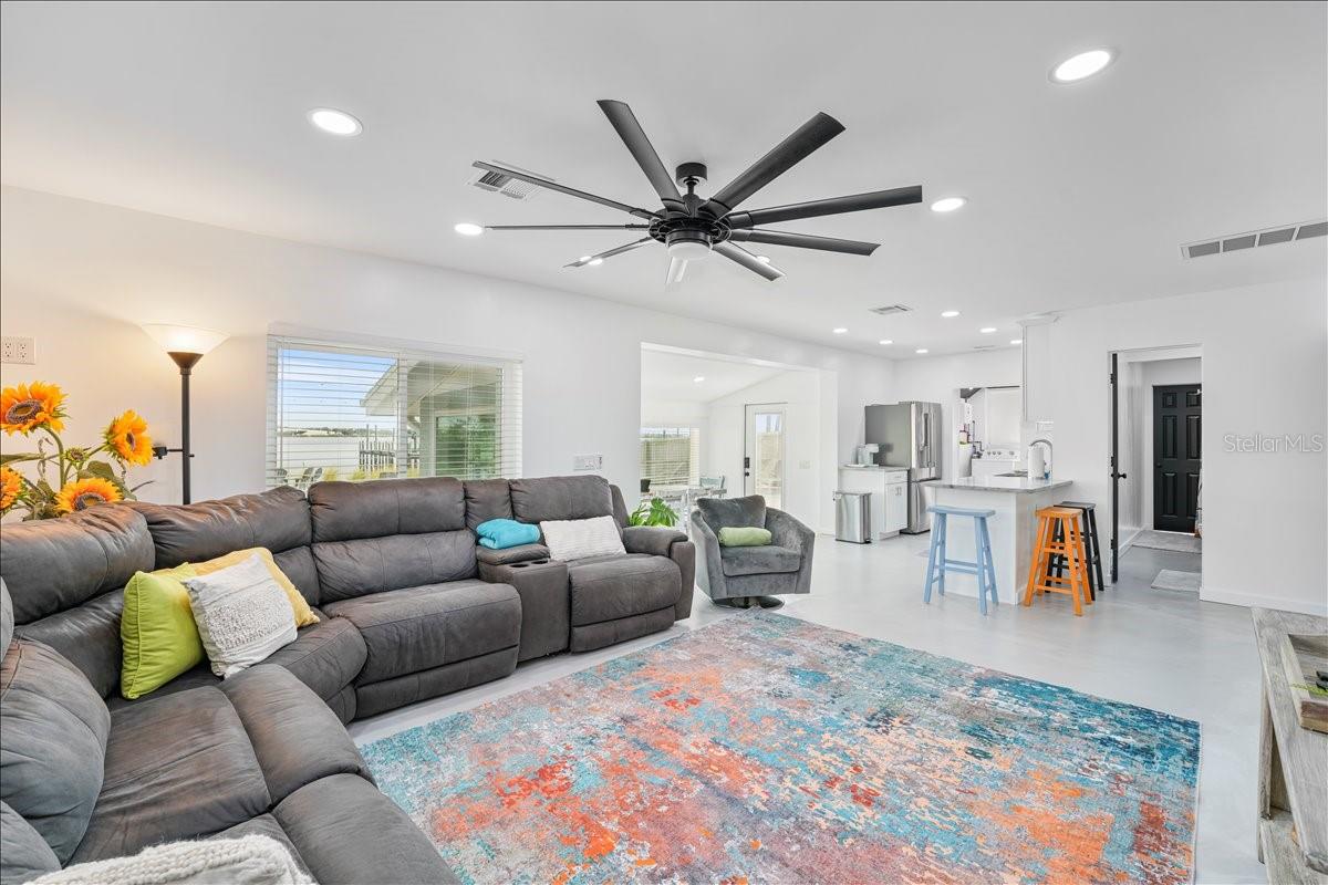 5021 US HIGHWAY 301 N, ELLENTON, FL, 34222