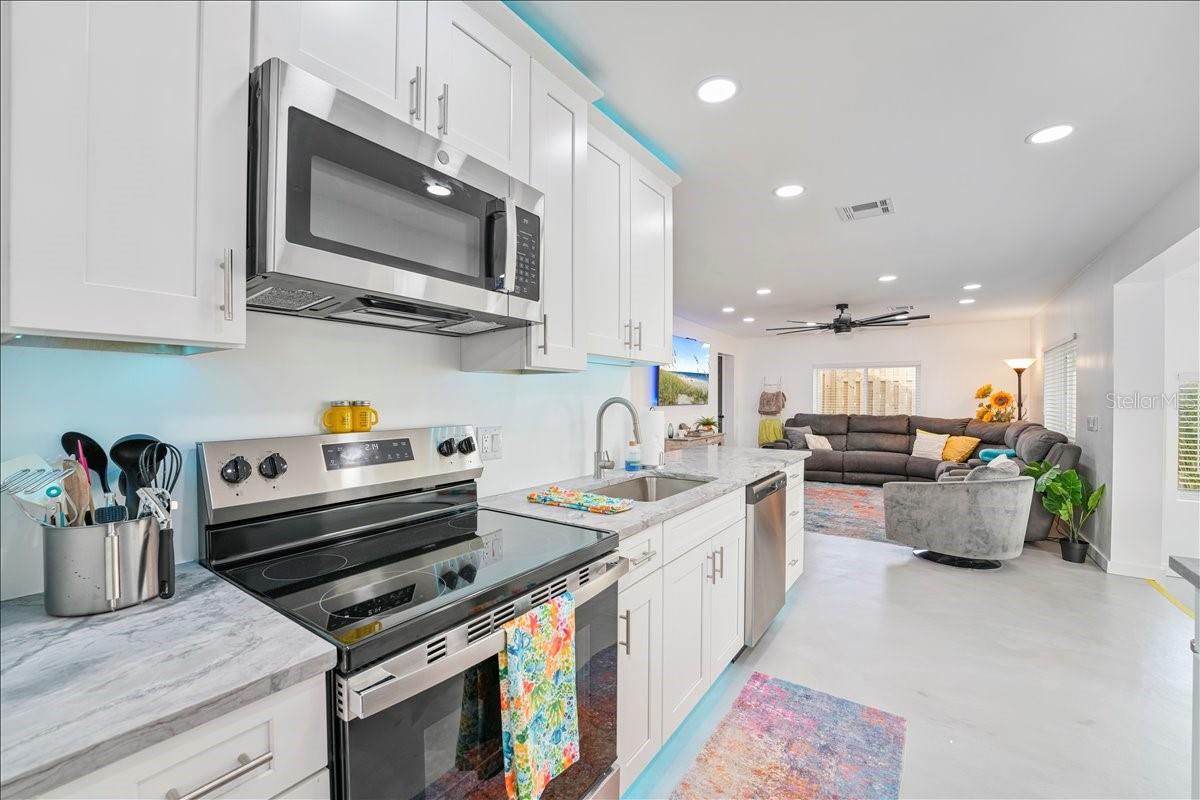 5021 US HIGHWAY 301 N, ELLENTON, FL, 34222