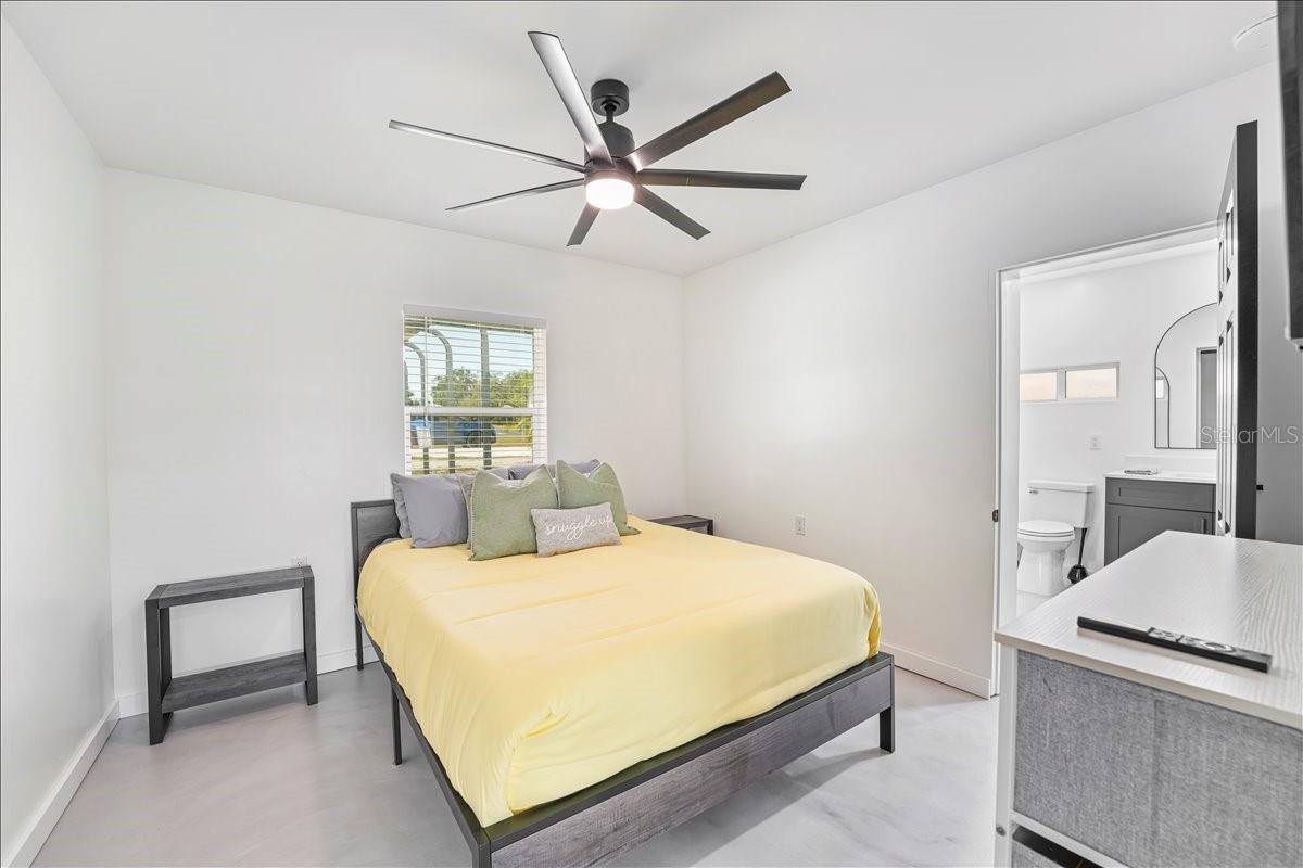 5021 US HIGHWAY 301 N, ELLENTON, FL, 34222