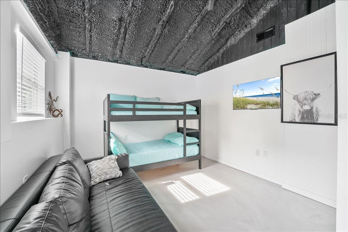 5021 US HIGHWAY 301 N, ELLENTON, FL, 34222