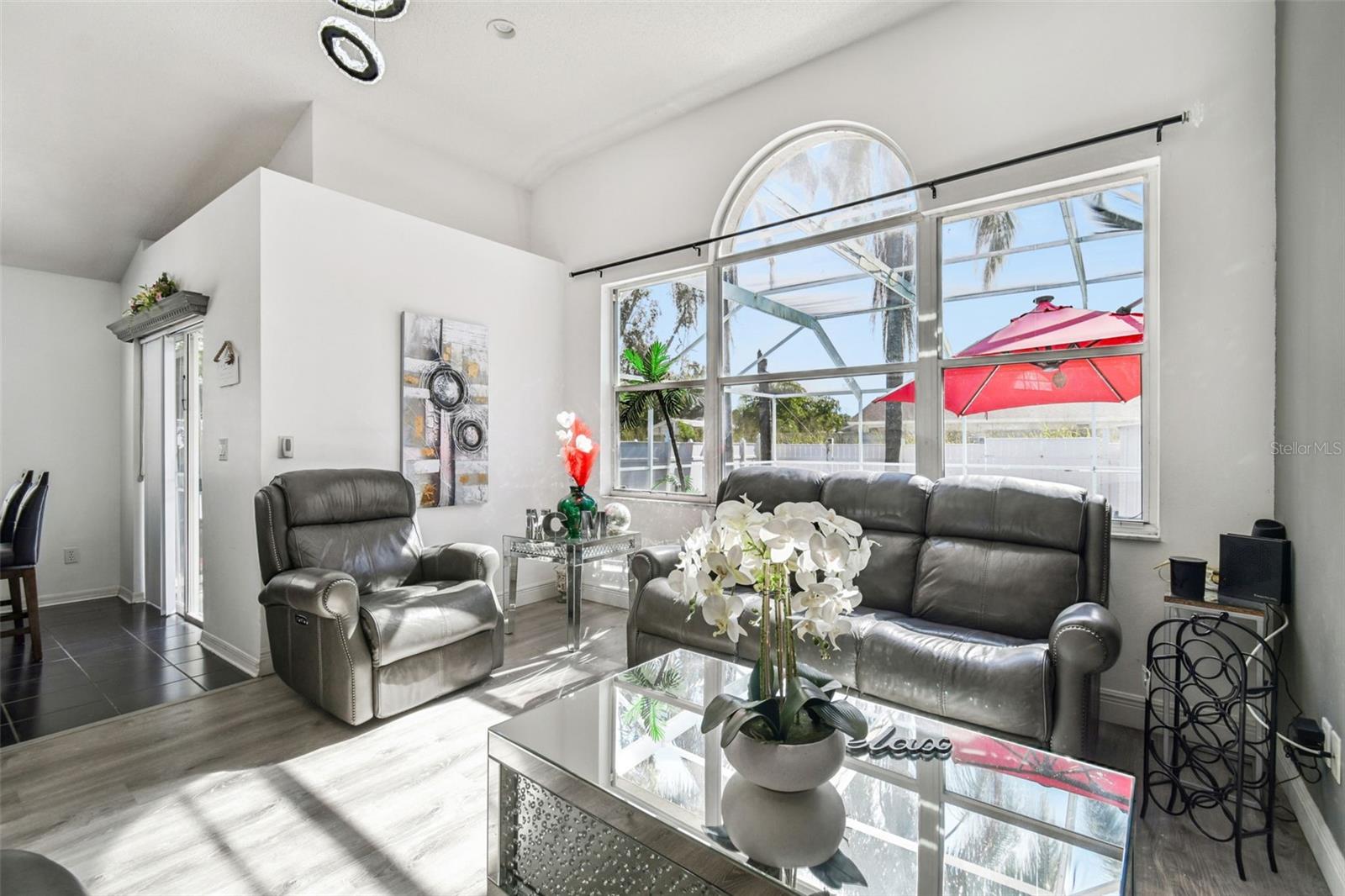 6906 MIRROR LAKE AVE, TAMPA, FL, 33634