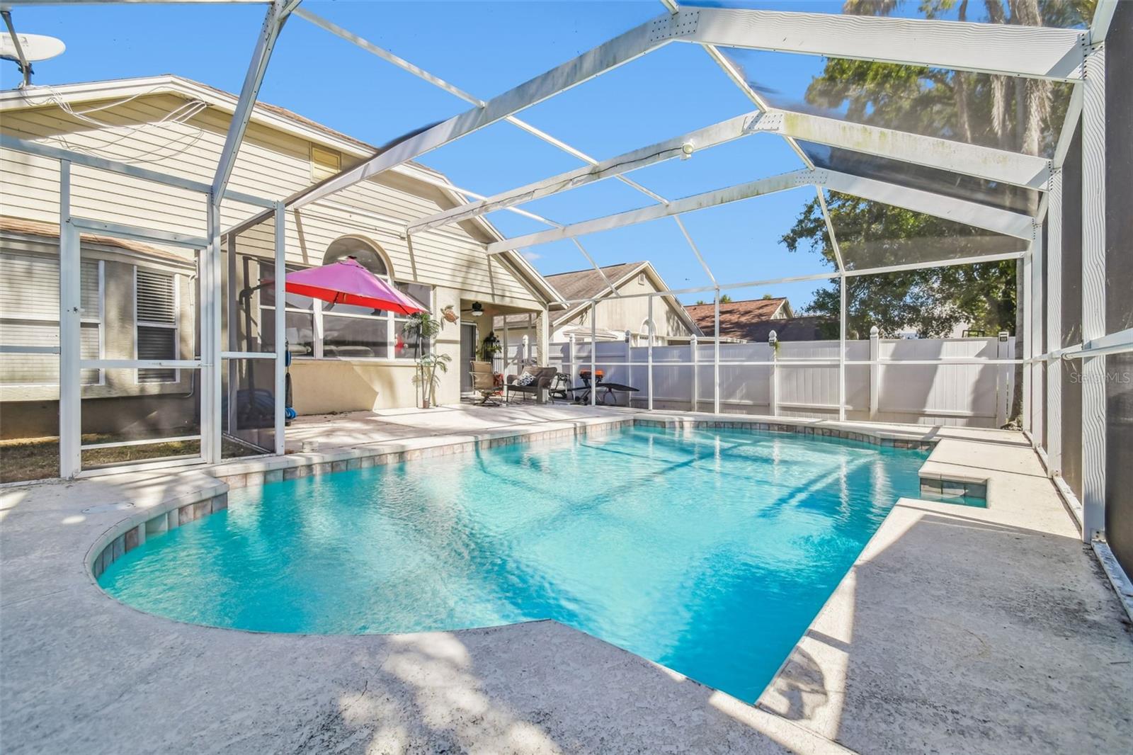 6906 MIRROR LAKE AVE, TAMPA, FL, 33634