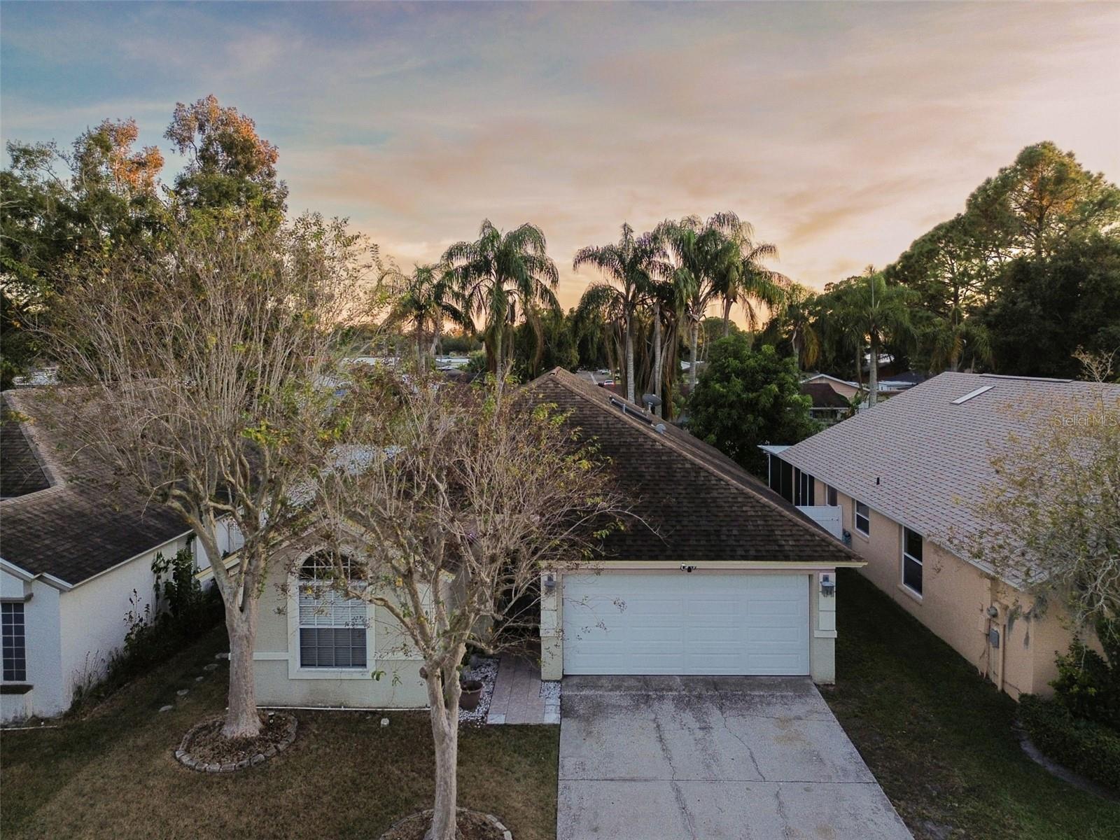6906 MIRROR LAKE AVE, TAMPA, FL, 33634