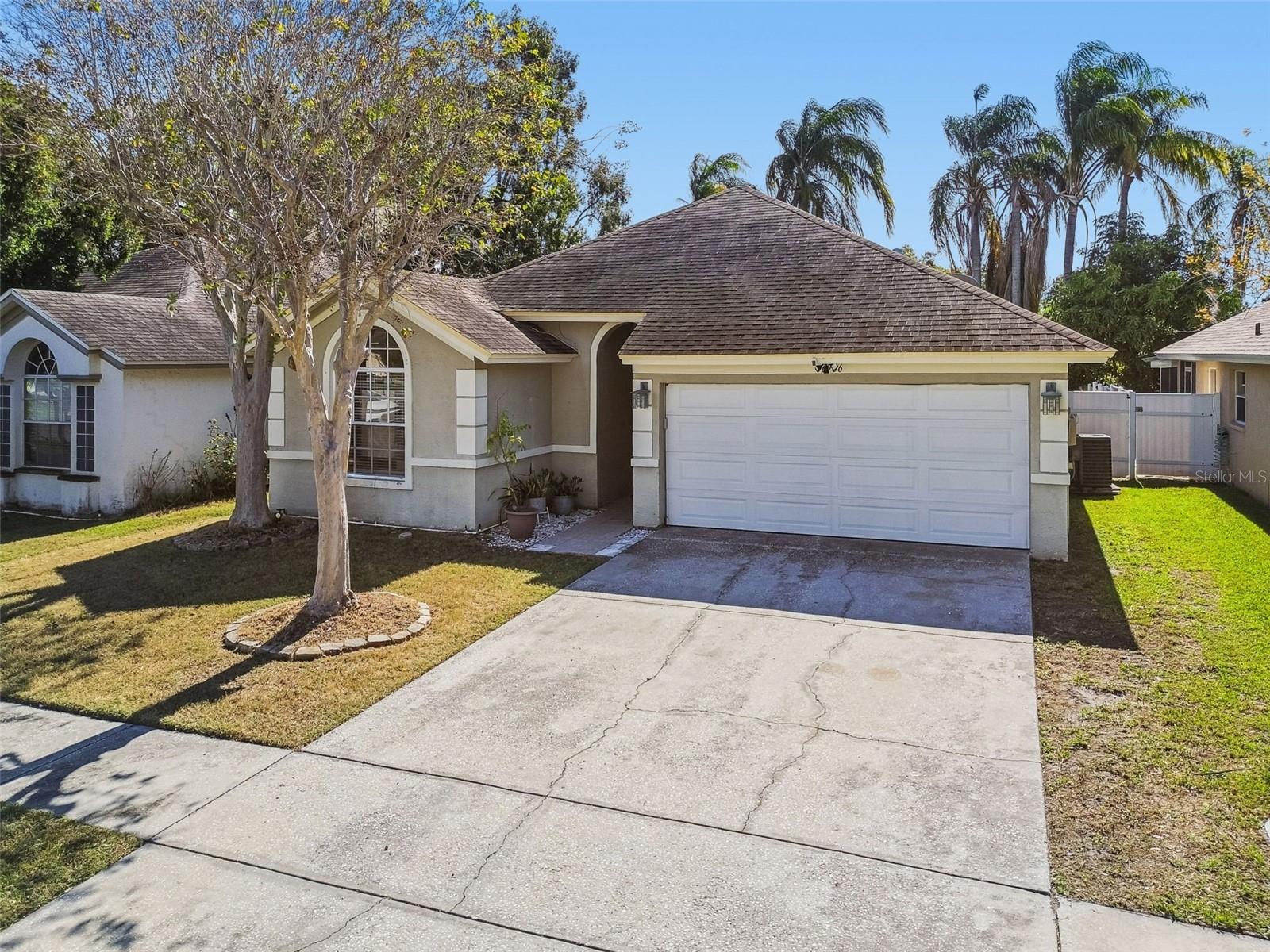 6906 MIRROR LAKE AVE, TAMPA, FL, 33634