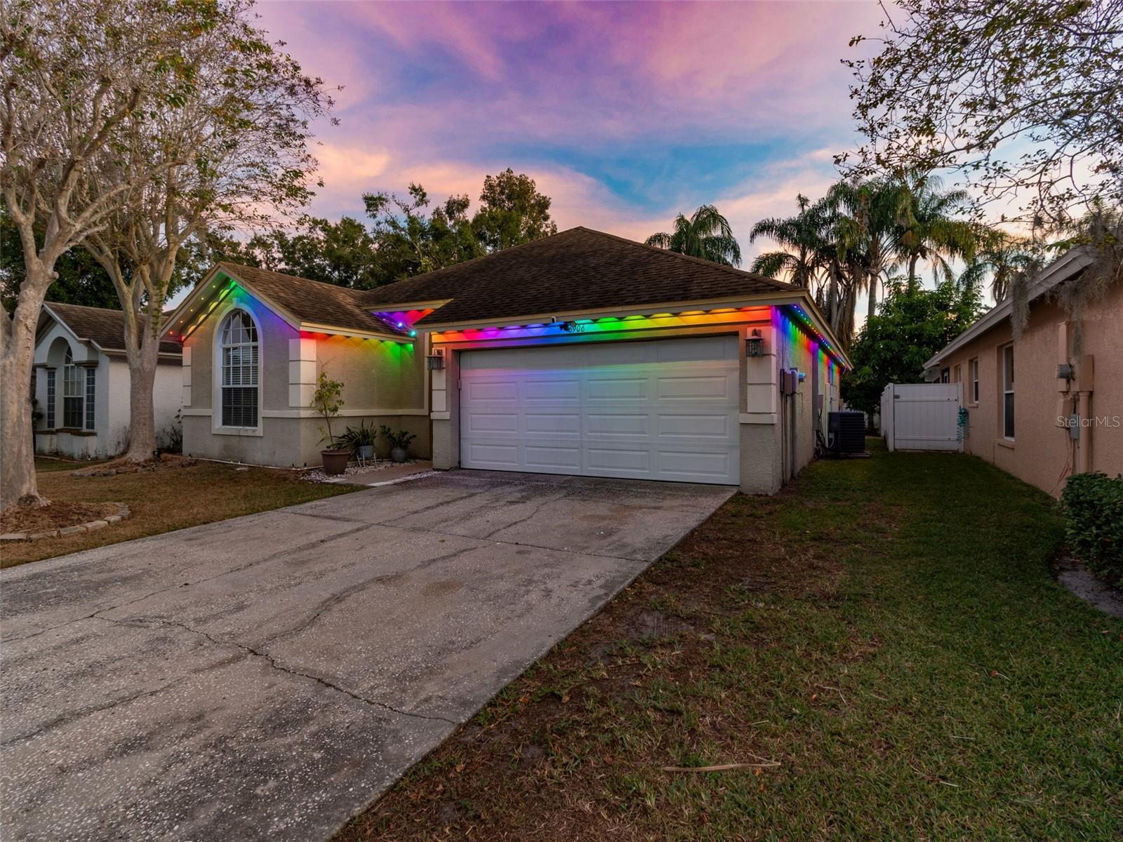 6906 MIRROR LAKE AVE, TAMPA, FL, 33634