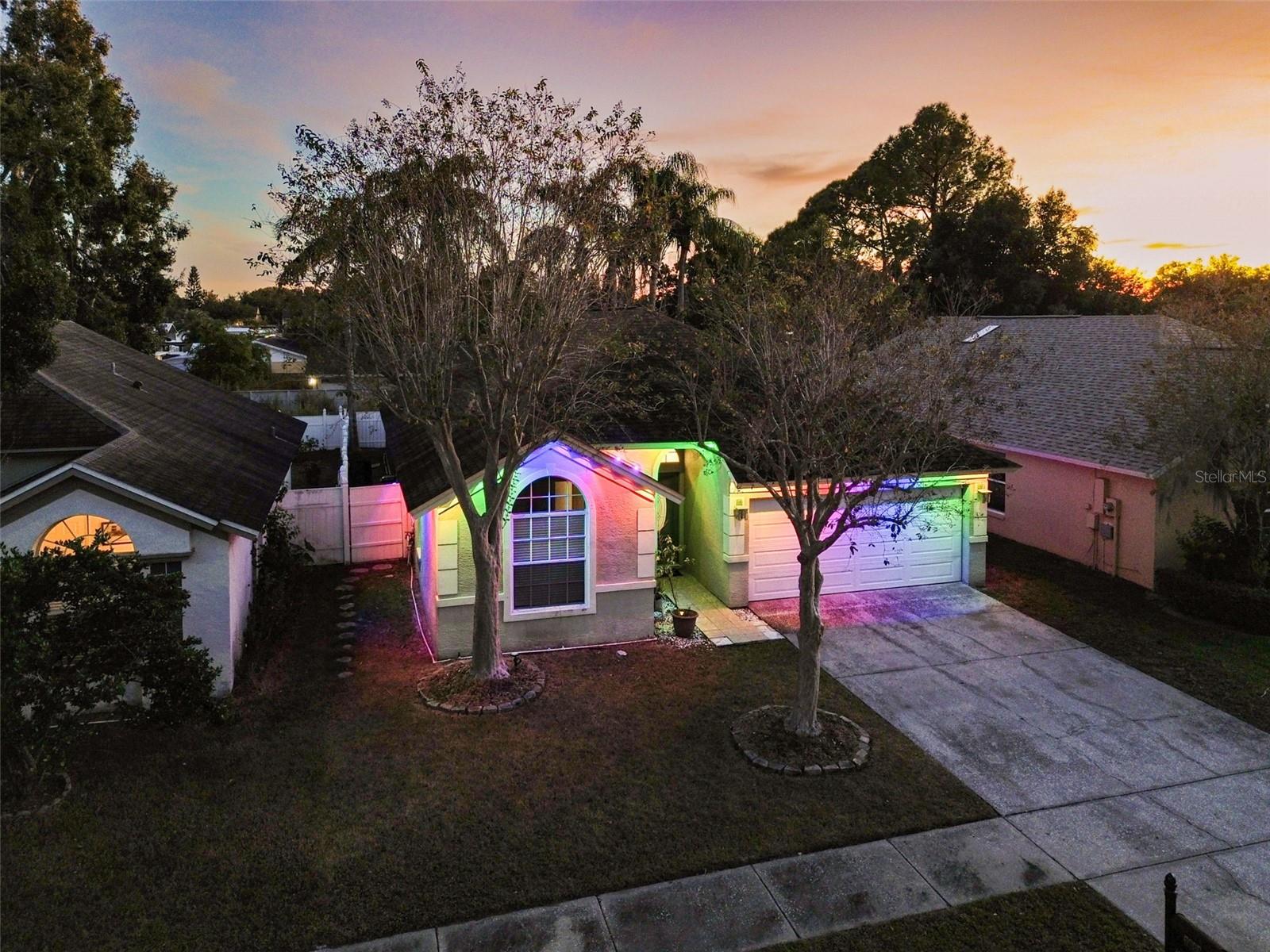 6906 MIRROR LAKE AVE, TAMPA, FL, 33634