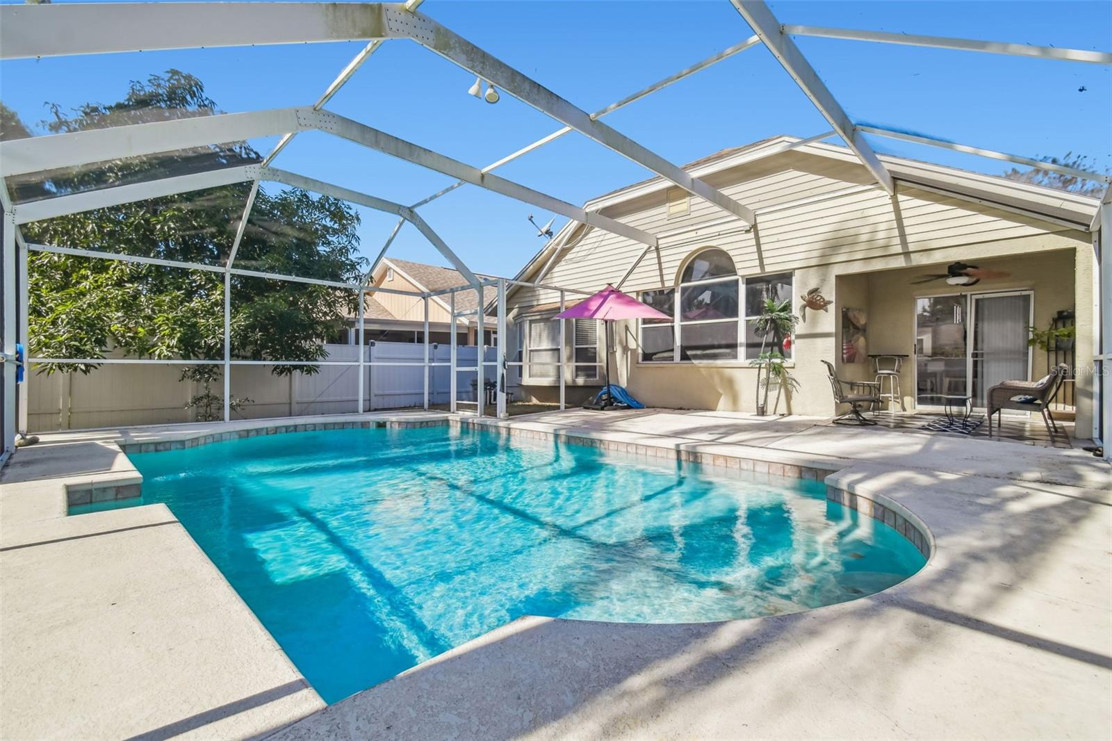 6906 MIRROR LAKE AVE, TAMPA, FL, 33634