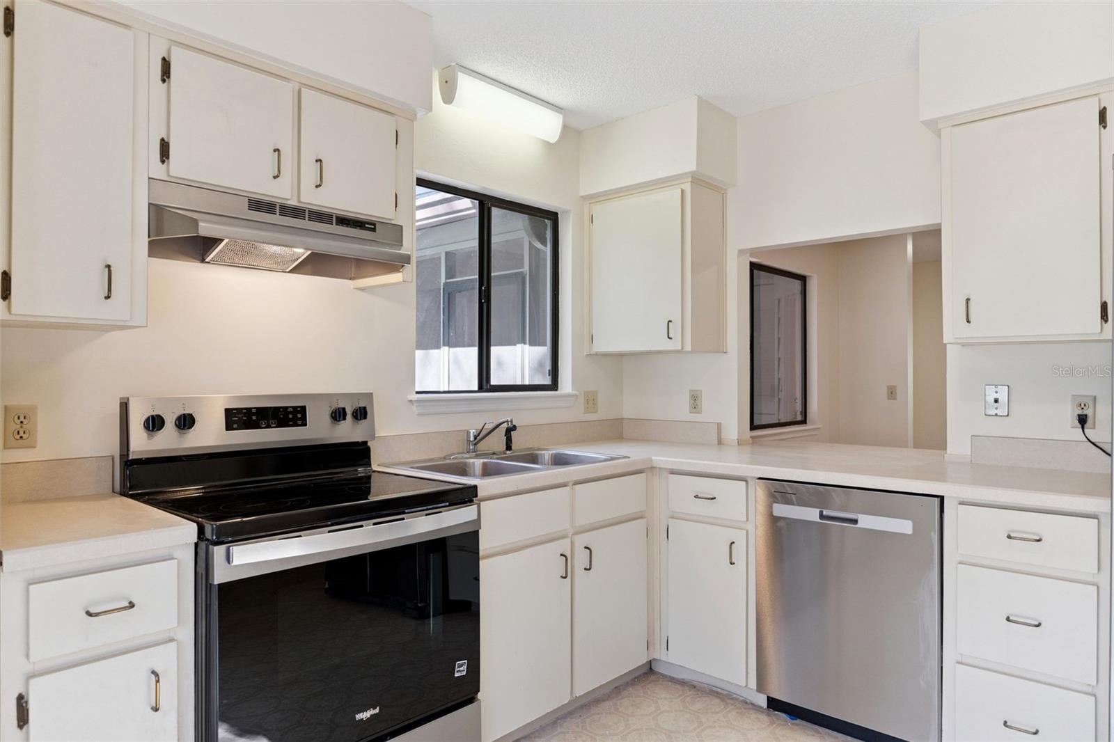 2917 REVERE PL #2917, DELAND, FL, 32720