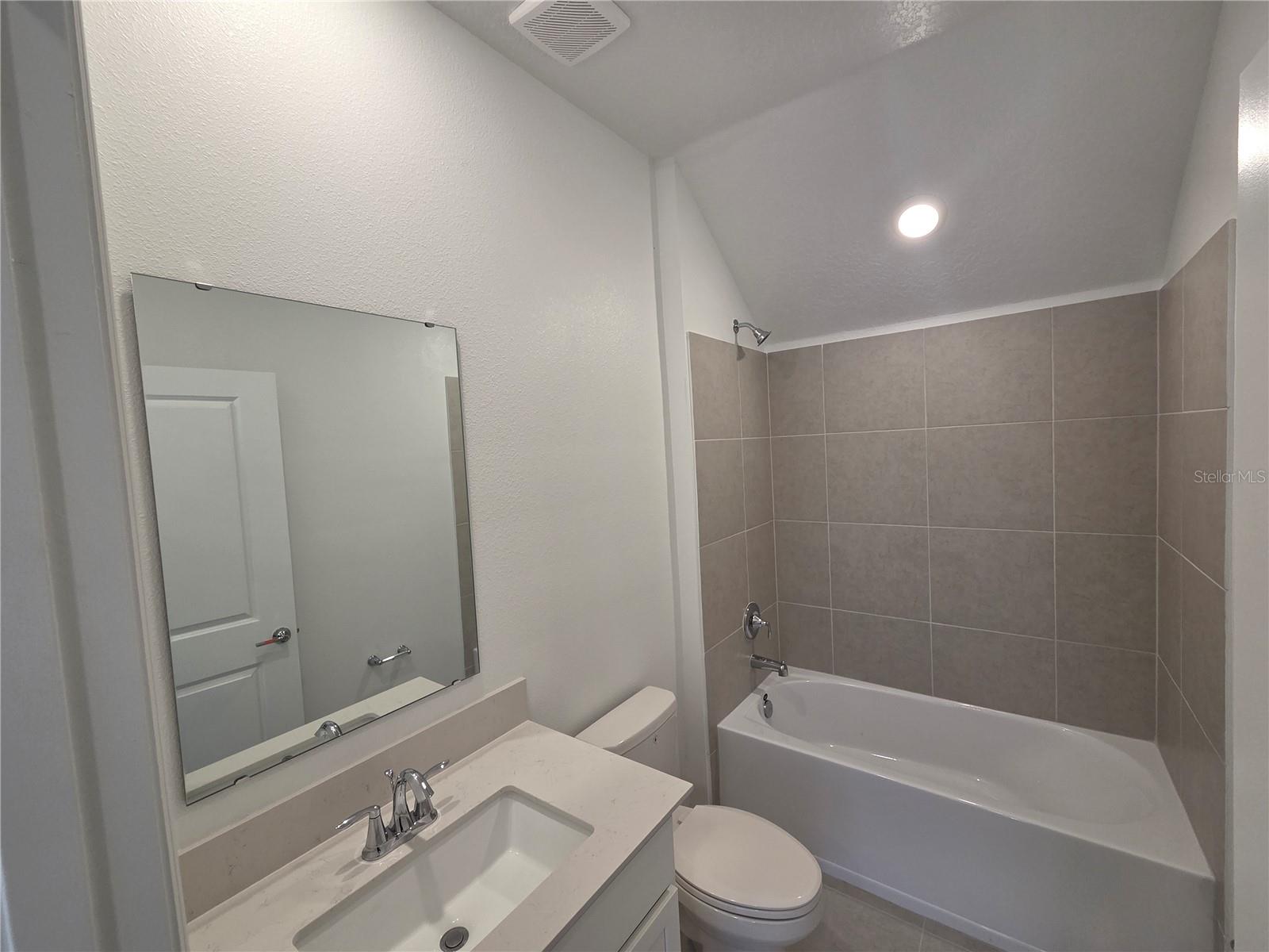 5653 LIVELINESS ALY RD, CLERMONT, FL, 34714